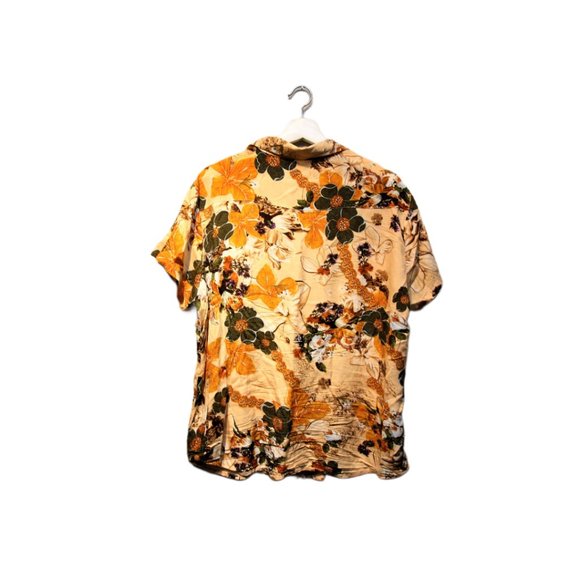Breezy Hawaiian Shirt - Picture 2 of 2